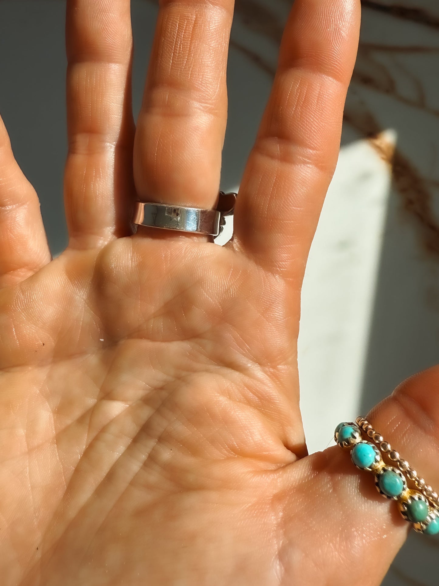 Mesa Adjustable Ring