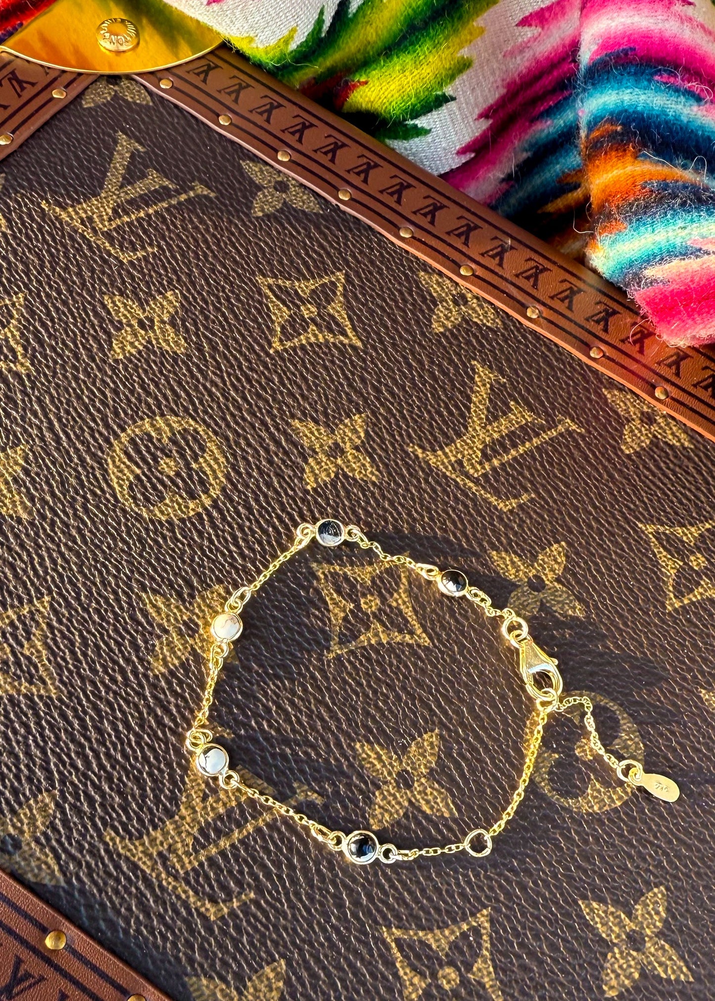 Dainty White Buffalo Pony Club Bracelet - Turnback Pony ™ - Bracelet