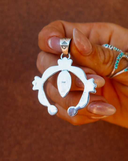 Naja Pendant