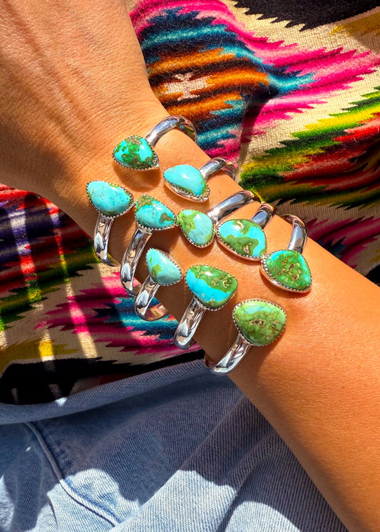 Marais Cuff (pick your stone) - Turnback Pony ™ - Cuff
