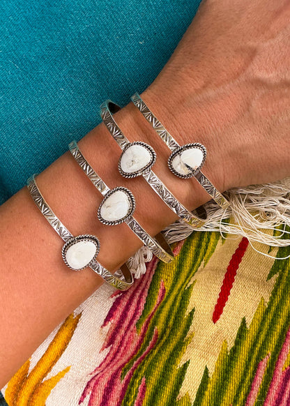 Charlie Cuff (WHITE BUFFALO) - Turnback Pony ™ - Cuff