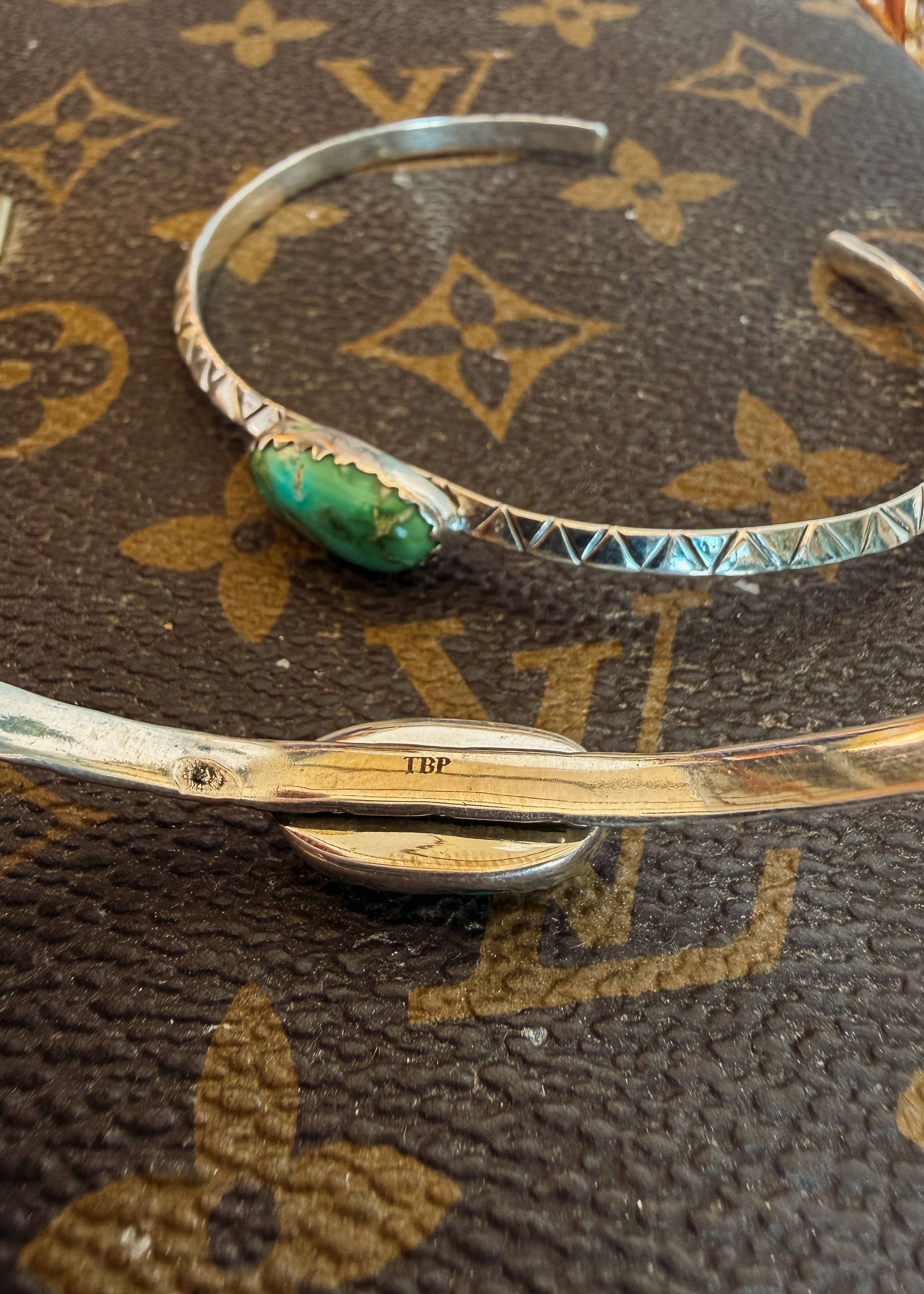 Dancing Halo Cuff - Turnback Pony ™ - Bracelets