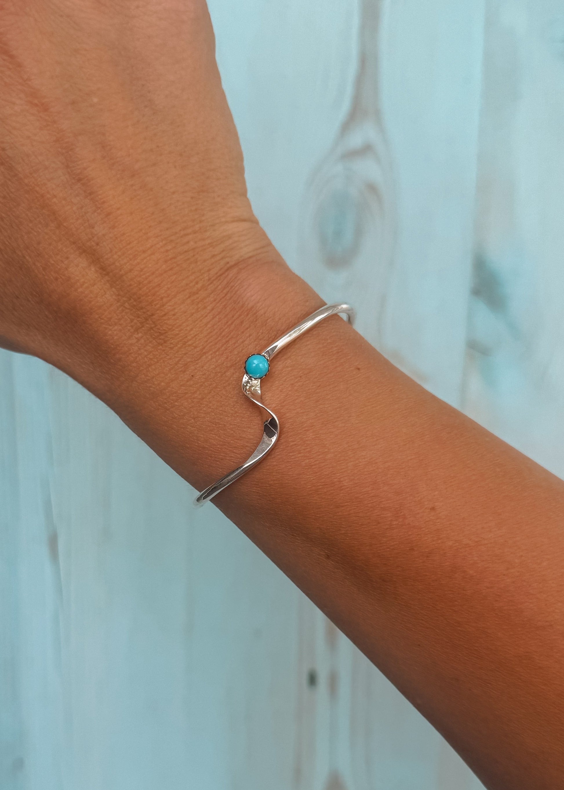 Beach Wave Cuff - Turnback Pony ™ - Cuff