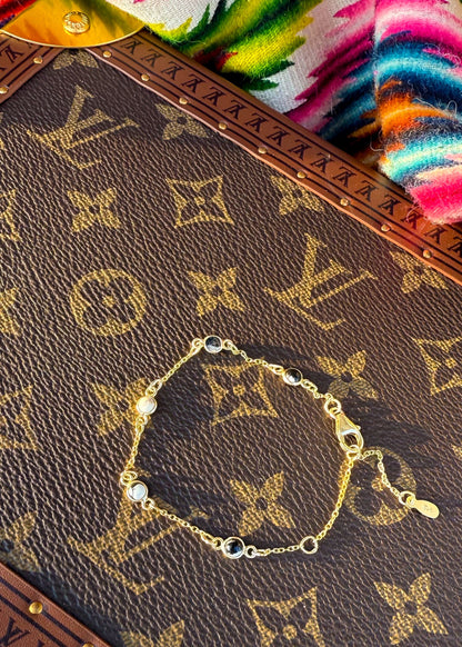 Dainty White Buffalo Pony Club Bracelet - Turnback Pony ™ - Bracelet