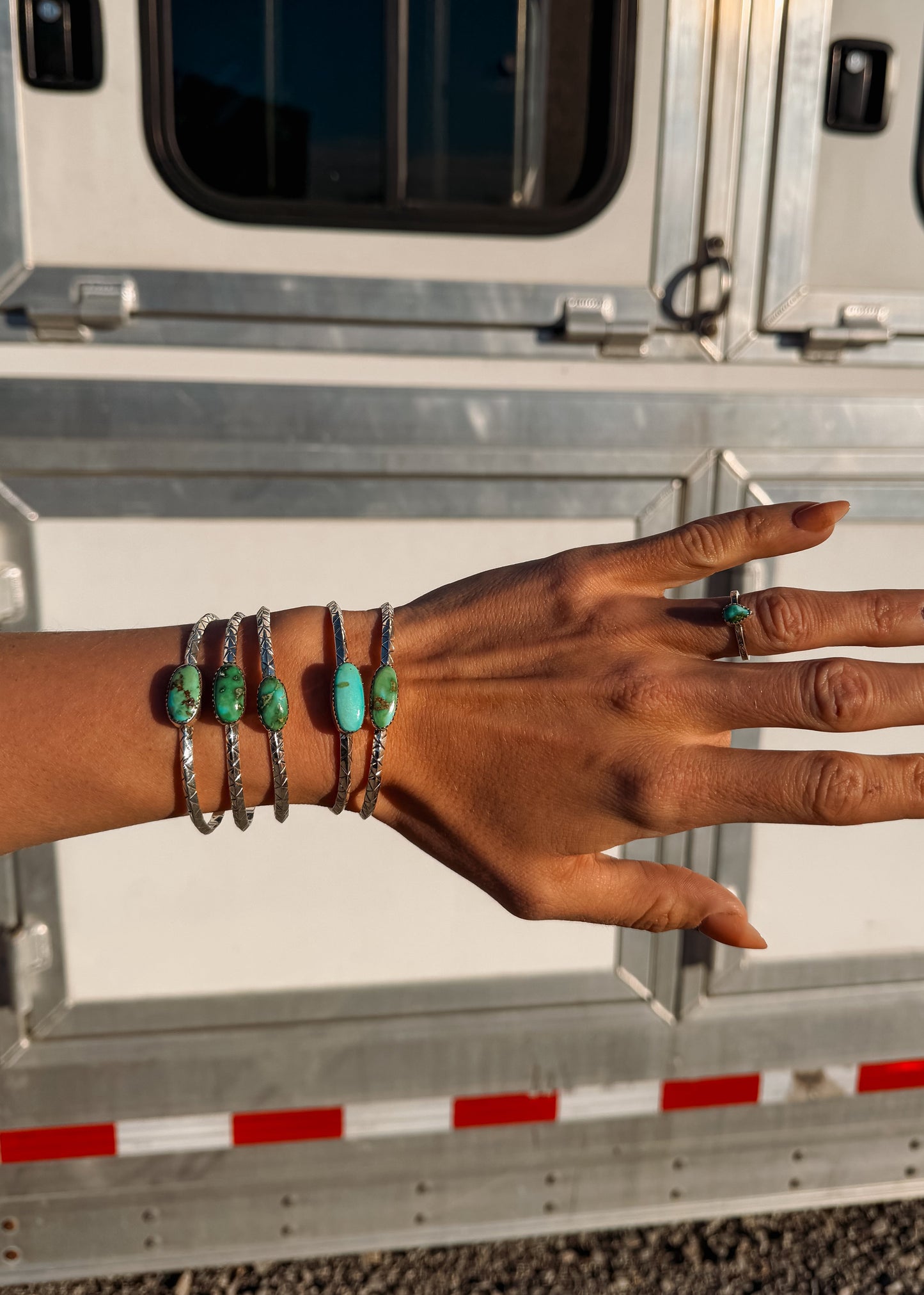 Dancing Halo Cuff - Turnback Pony ™ - Bracelets