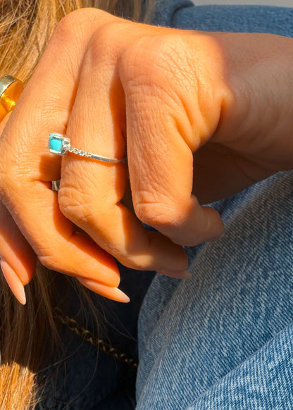 Lorena Diamond Ring - Turnback Pony ™ - Rings
