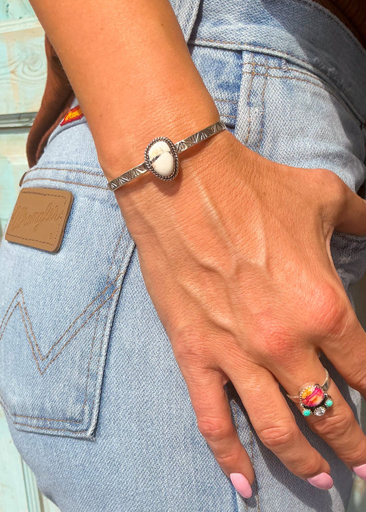 Charlie Cuff (WHITE BUFFALO) - Turnback Pony ™ - Cuff