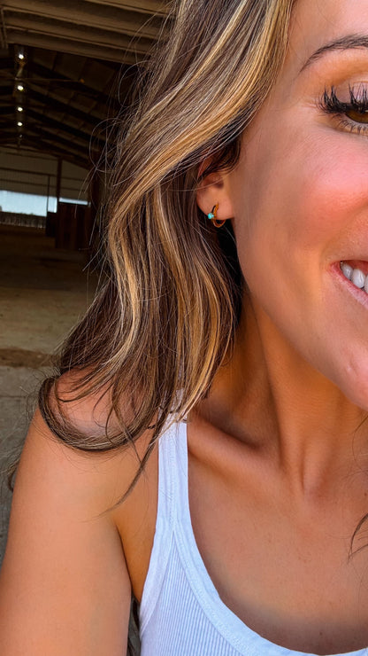 Ellie Gold Hoops - Turnback Pony ™ - Earring