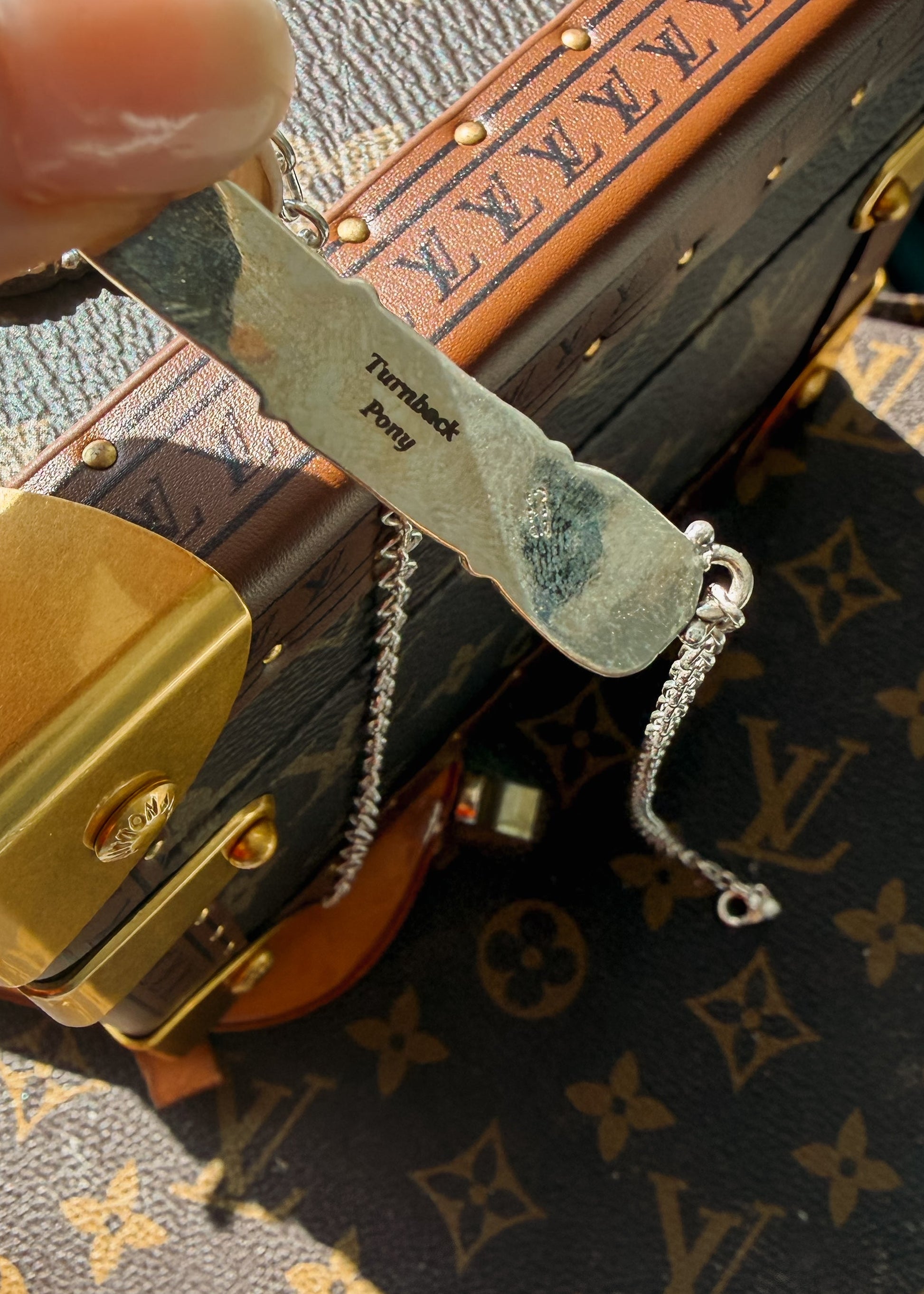 Showdown  Necklace - Turnback Pony ™ - Necklaces