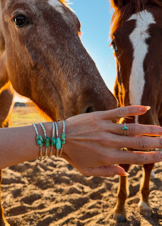 Dancing Halo Cuff - Turnback Pony ™ - Bracelets