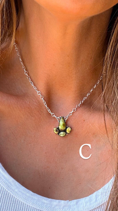 Klove Necklace - Turnback Pony ™ - Necklaces