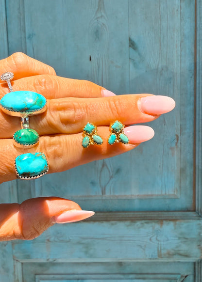Laguna Gold Studs