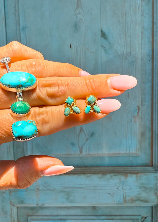 Laguna Gold Studs