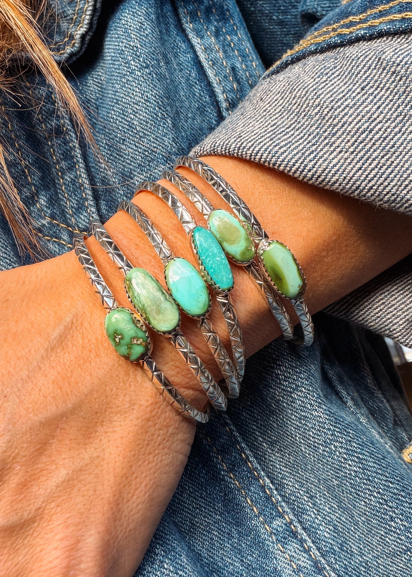 LV Dancing Halo Cuff - Turnback Pony ™ - Bracelets