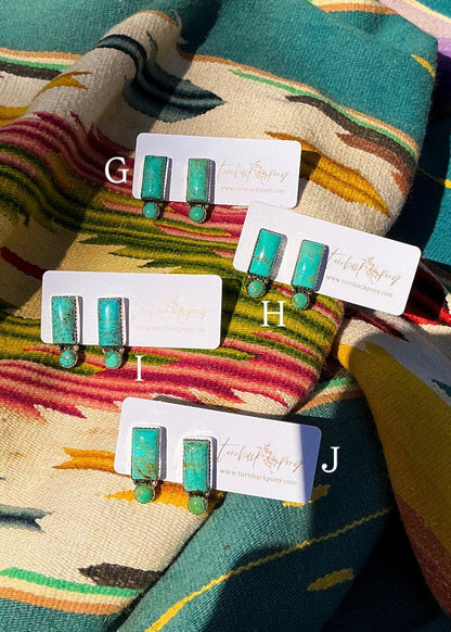 Raya Studs - Turnback Pony ™ - Earrings