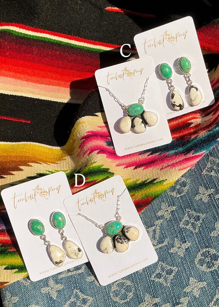 Midnight Petal Set - Turnback Pony ™ - Necklace earring set
