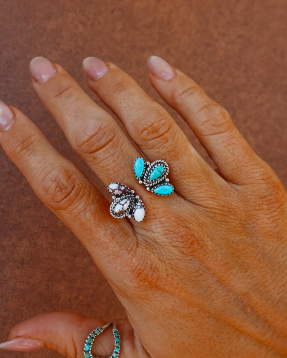 Verna Adjustable Ring